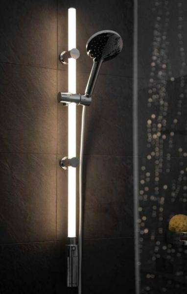 Wenko brusesæt m/12 LED farver i brusestang - Ø120 - Kan også limes Wenko brusesæt m/12 LED farver i brusestang - Ø120 - Kan også limes