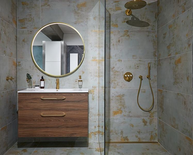 Unidrain afløb 800 mm/10 mm ramme - Børstet messing Unidrain afløb 800 mm/10 mm ramme - Børstet messing