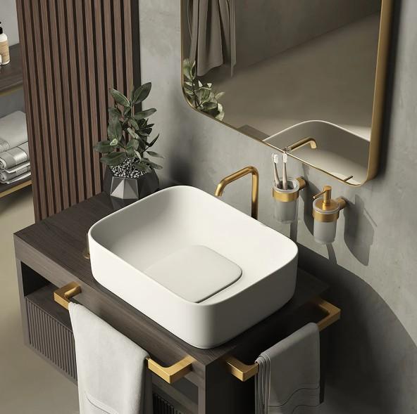 HeFe Piren håndklædestang 45 cm - Børstet messing HeFe Piren håndklædestang 45 cm - Børstet messing