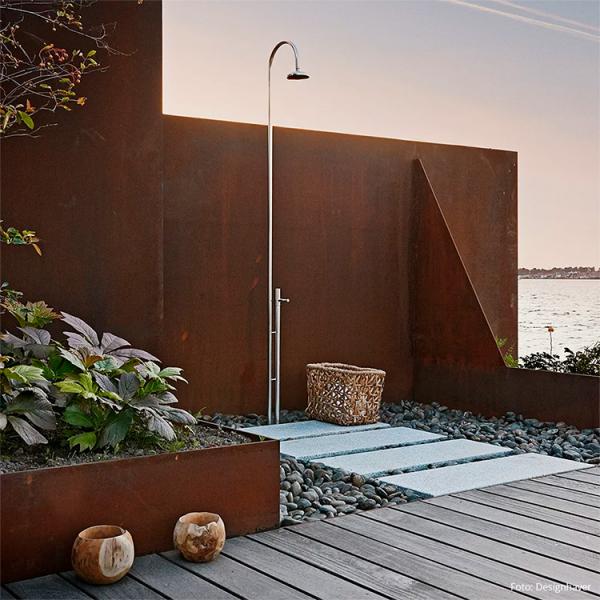 Frostline Duo fritstående udebruser m/selvluk - Rustfrit stål Frostline Duo fritstående udebruser m/selvluk - Rustfrit stål