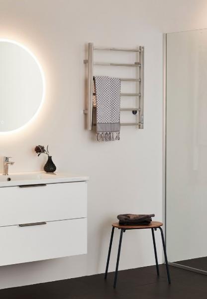 Hafa Go håndklædetørrer - 53x68 cm - Poleret rustfrit stål Hafa Go håndklædetørrer - 53x68 cm - Poleret rustfrit stål