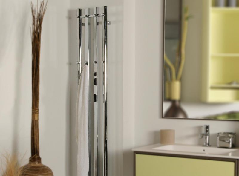 Kriss Zenit håndklædetørrer - 27x142 cm - Krom Kriss Zenit håndklædetørrer - 27x142 cm - Krom