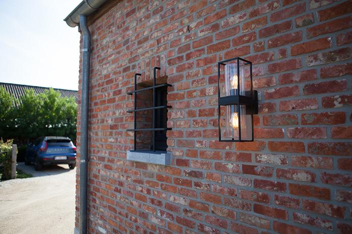 Lutec Tradition Flair dobbelt udendørslampe til væg - Mat sort Lutec Tradition Flair dobbelt udendørslampe til væg - Mat sort