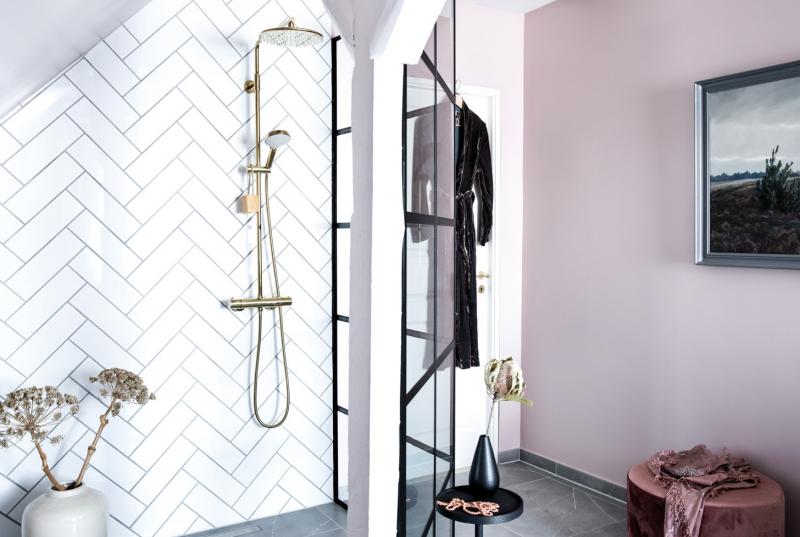 Damixa Silhouet komplet brusesystem - Ø250 - Poleret messing Damixa Silhouet komplet brusesystem - Ø250 - Poleret messing