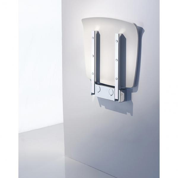 Smedbo Living væghængt klapsæde - Krom/hvid Smedbo Living væghængt klapsæde - Krom/hvid