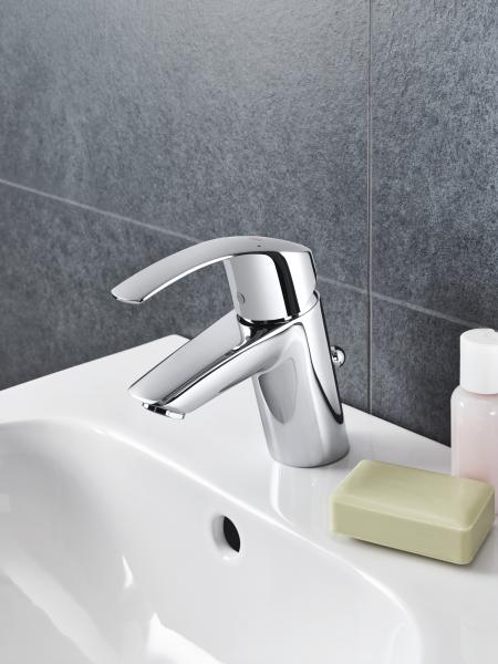 Grohe Eurosmart New håndvaskarmatur m/bundventil & løftestang Grohe Eurosmart New håndvaskarmatur m/bundventil & løftestang